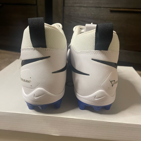 Nike Men's 11 Alpha Menace 3 Shark Football Cleats - Picture 5 of 7